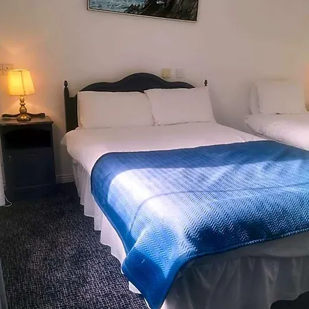 Ostan Oilean Thorai Tory Island Hotel *