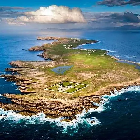 Ostan Oilean Thorai Tory Island Donegal Town